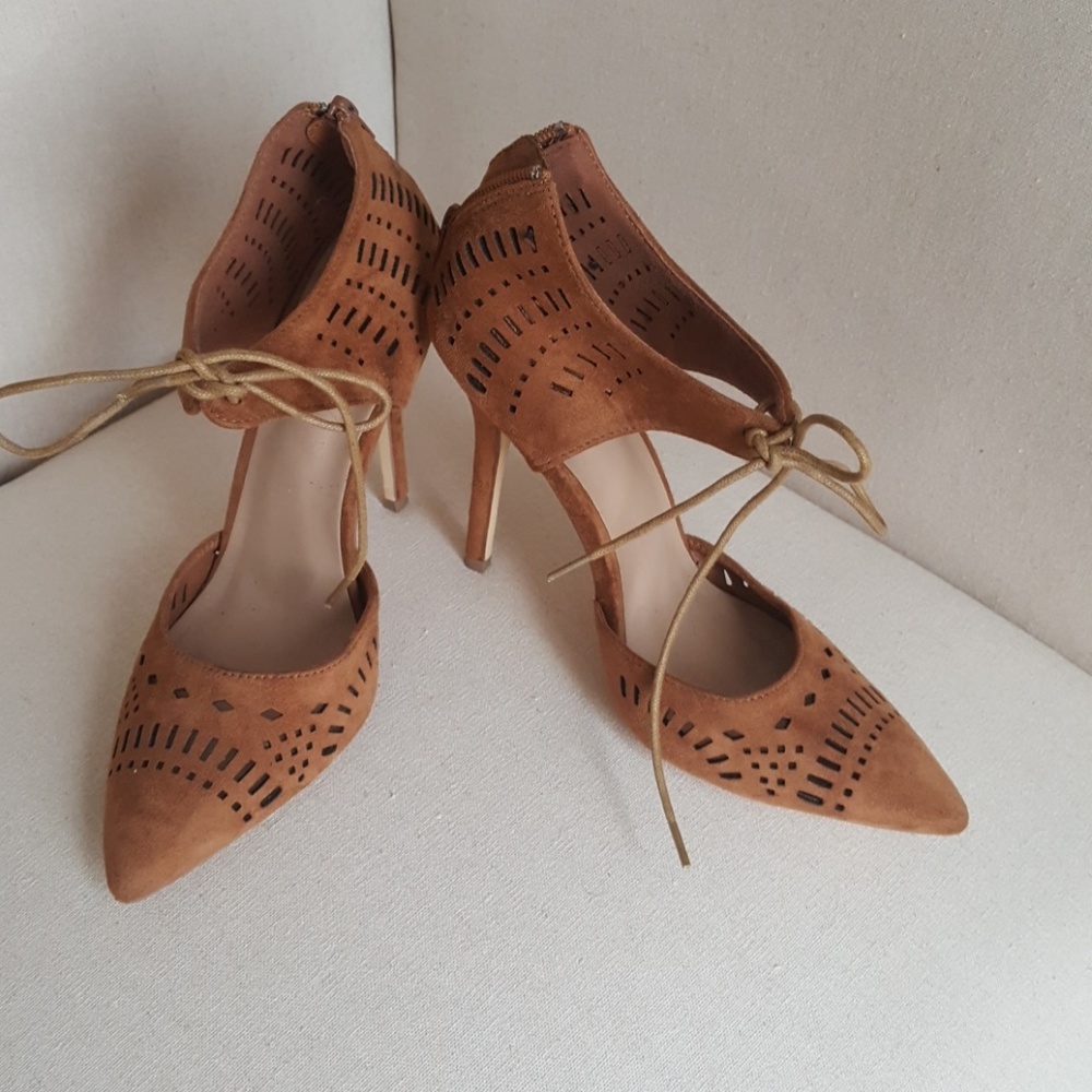 Faux suede cut-out pumps 3.5 inch heels